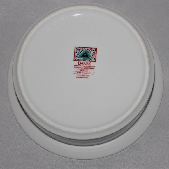 Dansk Winterfest Vegetable Bowl | Christmas Porcelain Serving Bowl - Picture 4 of 5